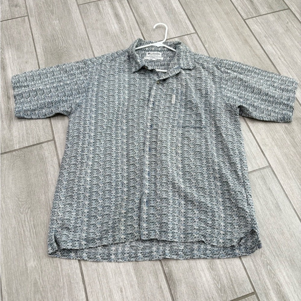 Columbia patterned button down shirt